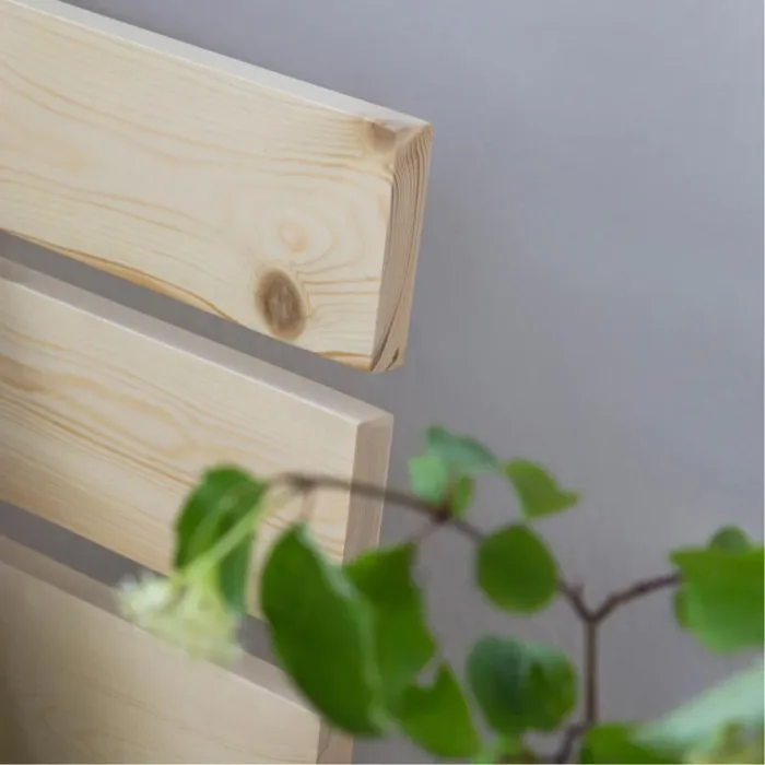 Massivholzbett 140x200 - Doppelbett aus Echtholz mit Komfort Kopfteil - Farbe: Natur