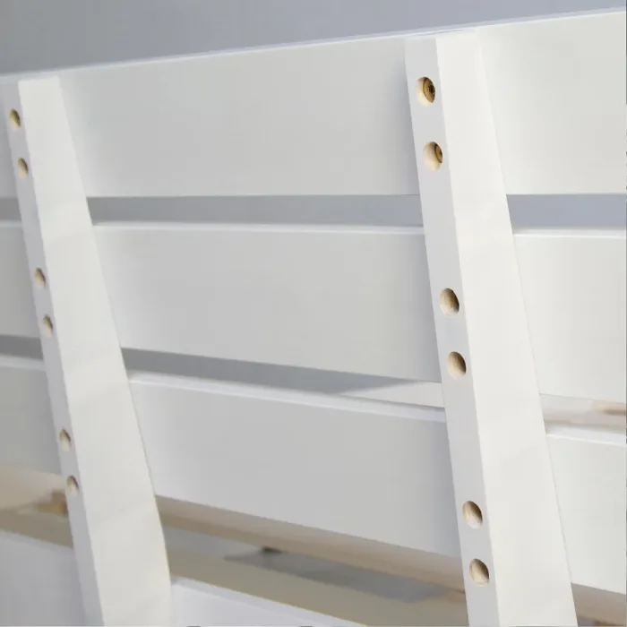 Massivholzbett 120x200 - Doppelbett aus Echtholz mit Komfort Kopfteil - Farbe: Weiß