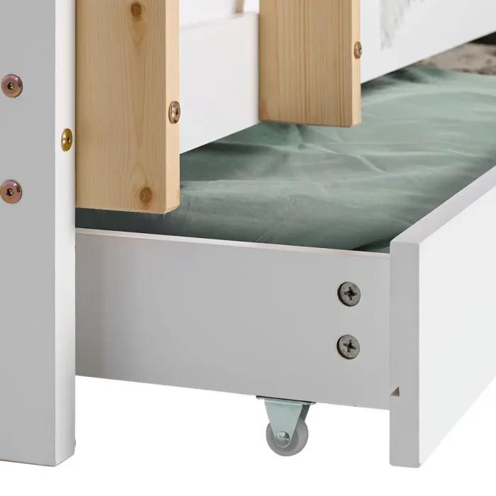 Kiefernholz Etagenbett 90x200 mit drei Schlafplätzen in Weiß mit Natur - Kinderbett mit Bettschublade